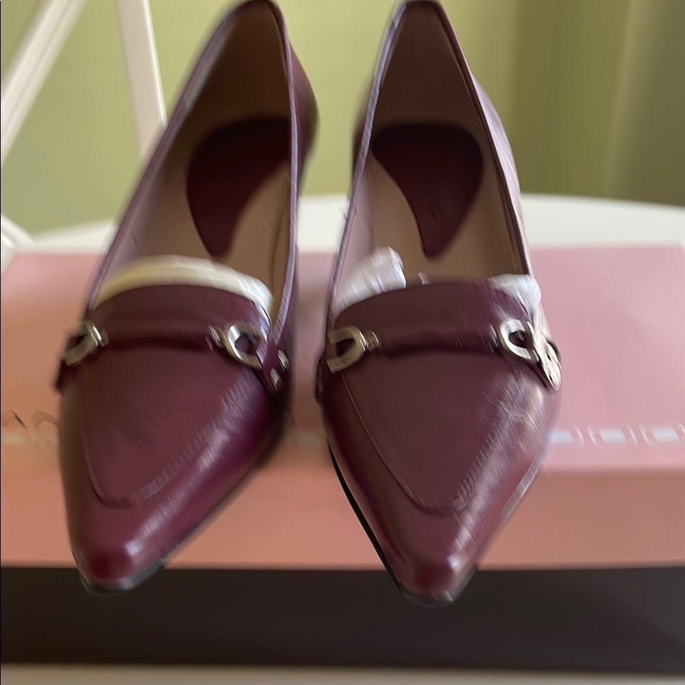 Bandolino Burgundy Leather Loafers